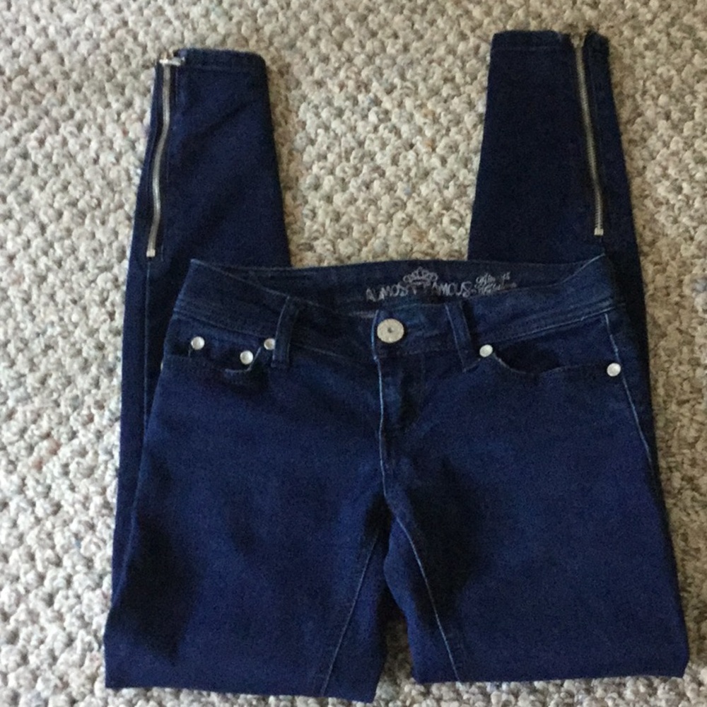 Almost famous skinny jeans sz 0
